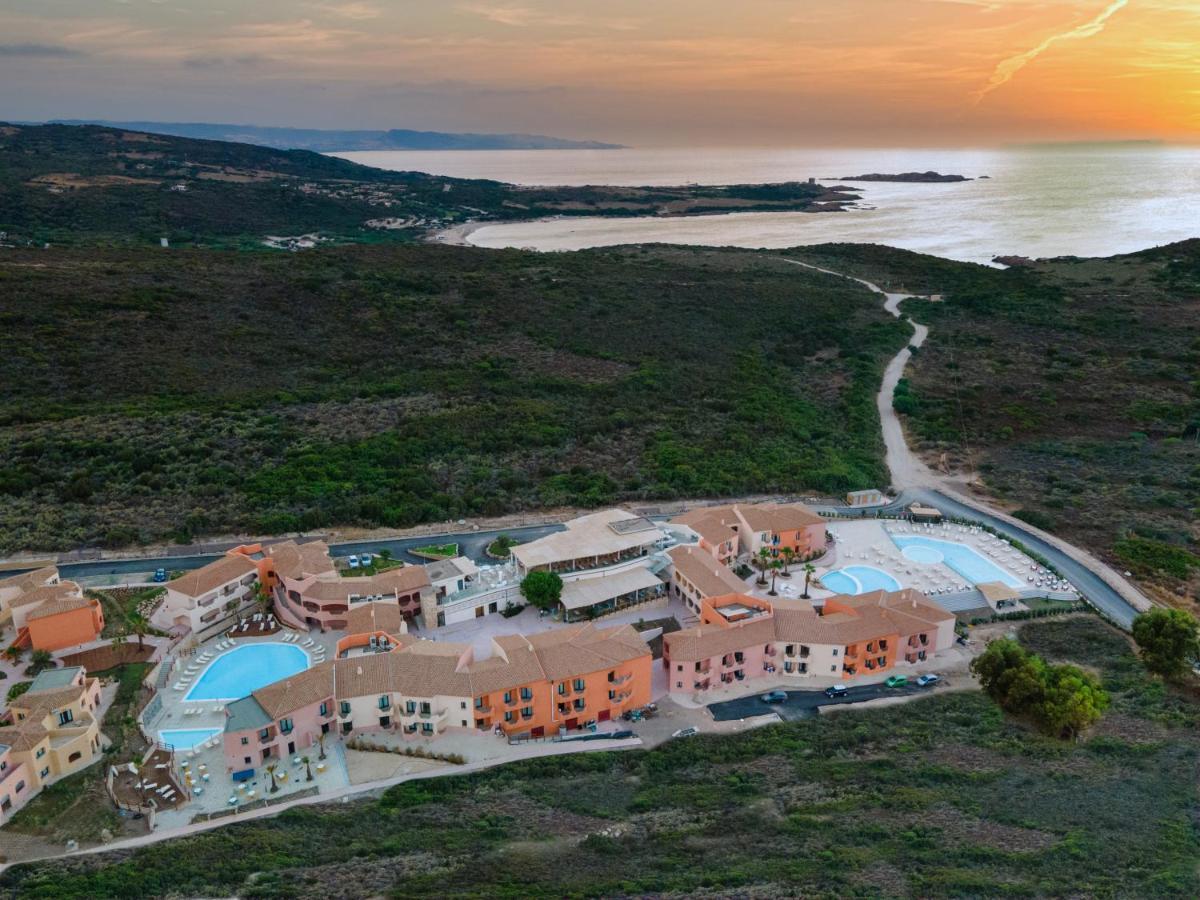 Amareclub Red Sun Village Изола-Росса Экстерьер фото