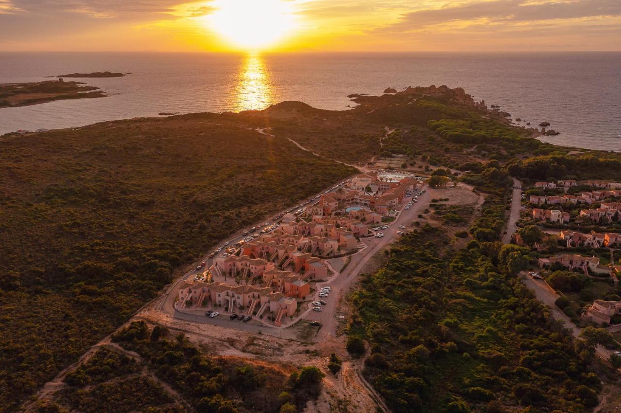 Amareclub Red Sun Village Изола-Росса Экстерьер фото